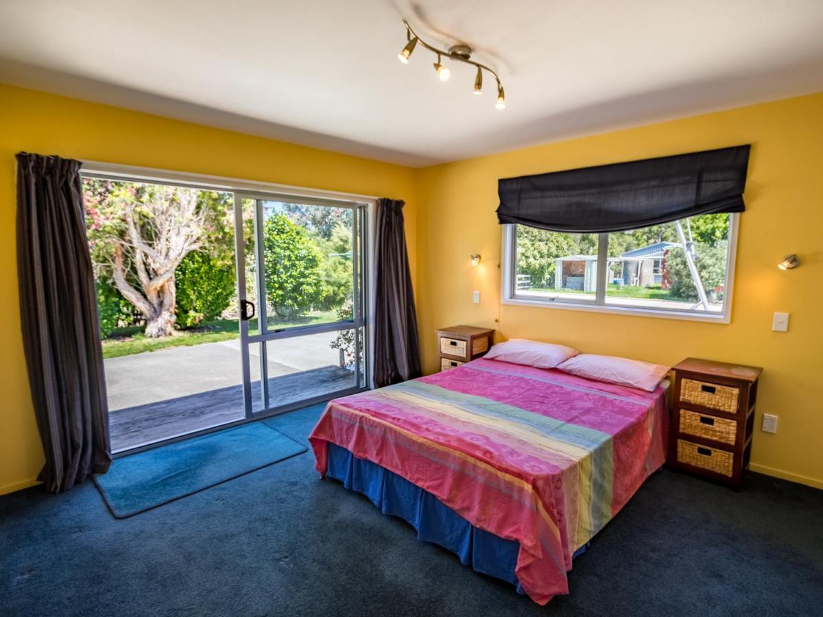La Casa Al Mare - Golden Bay Beach House Tasman Exteriör bild