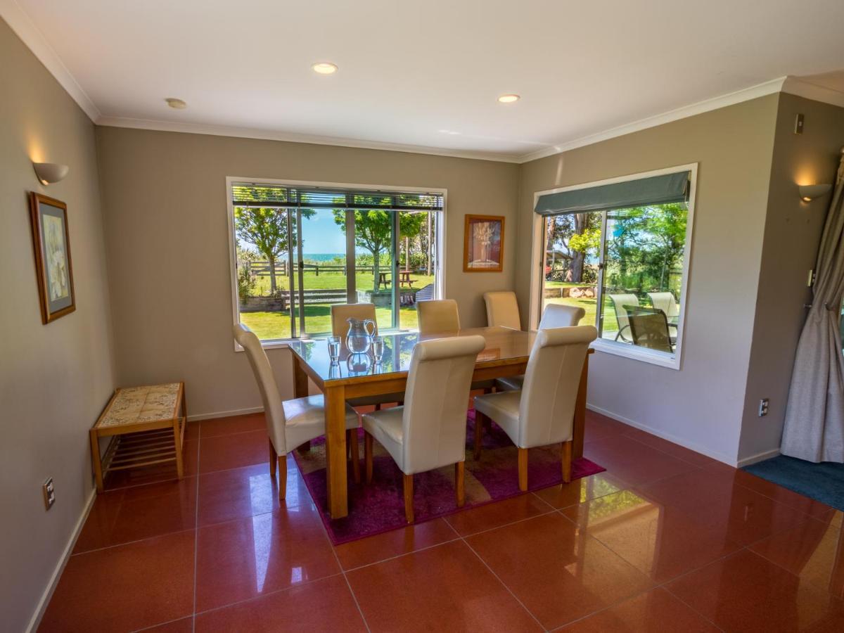 La Casa Al Mare - Golden Bay Beach House Tasman Exteriör bild
